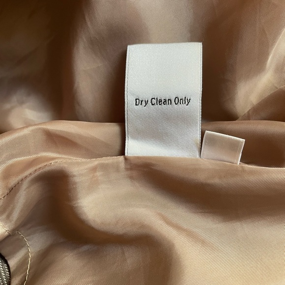 CAbi Lightweight Trench Tan Size Medium - Picture 7 of 11